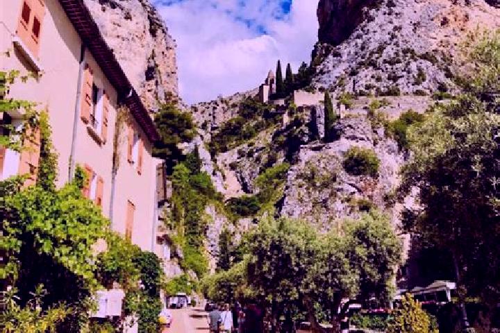 Addison, 20 — Escort in Moustiers-Sainte-Marie, France