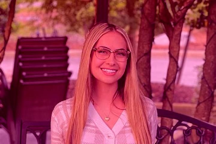 Addison, 20 — Escort in Moyock, United States