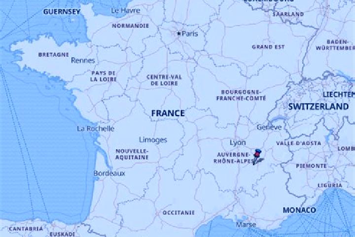 Addison, 20 — Escort in Prudhomat, France