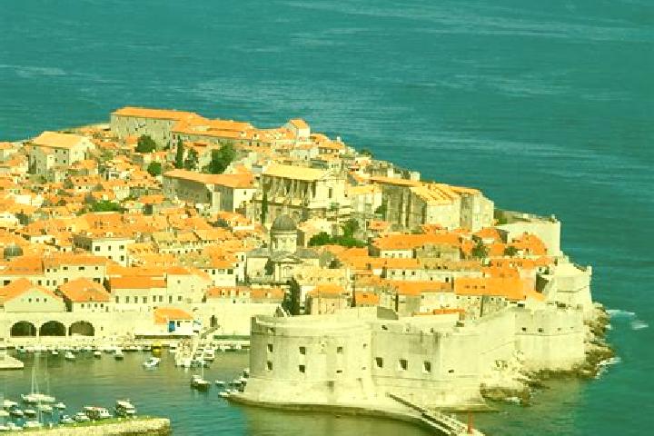 Addison, 20 — Escort in Ribnik, Croatia