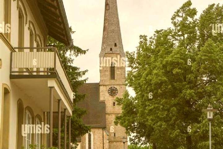 Addison, 20 — Escort in Sankt Peter am Hart, Austria