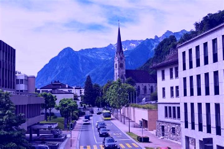 Addison, 20 — Escort in Vaduz, Liechtenstein