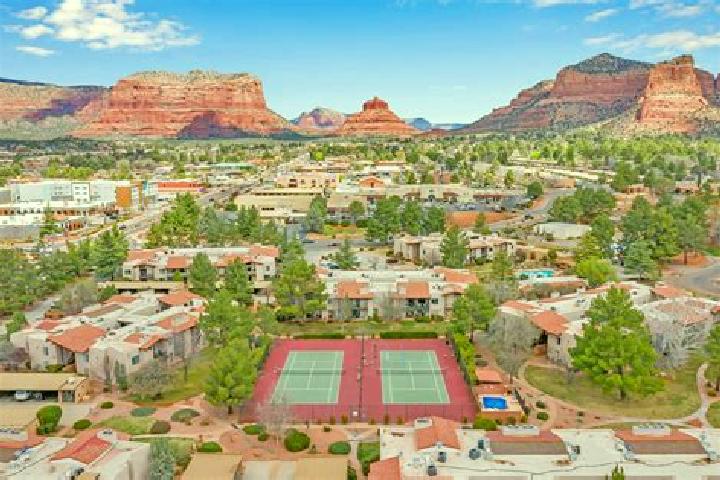 Addison, 20 — Escort in Village of Oak Creek (Big Park), United States