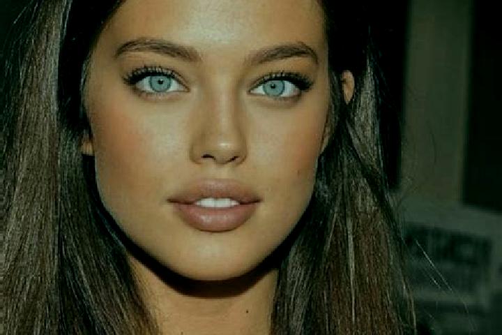 Addison, 21, a chestnut grey-eyed european companion based in Parjol. Offering Party Girl, Overnight, Domination, Deep French Kissing, A-Level. Available for...