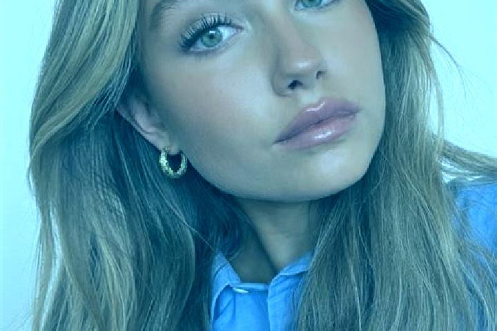 Addison, 21, a dark blonde green-eyed middle eastern companion based in Honey Brook. Offering A-Level, Dinner Date, Party Girl. Available for incall and outc...