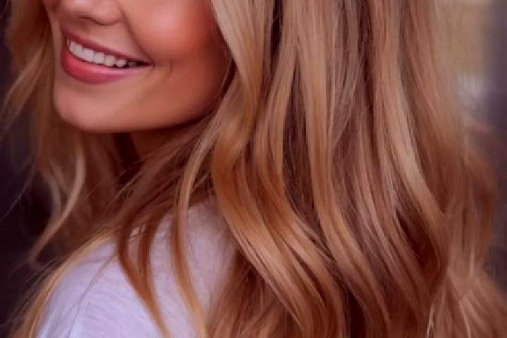 Addison, 21, a dark blonde hazel-eyed european companion based in Fafe. Offering Fetish, Tantra, Overnight. Available for incall and outcall, day and evening...