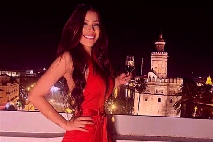 Addison, 21, a red dark-eyed mediterranean companion based in Nuuk. Offering Girlfriend Experience, Party Girl, GFE. Available for incall and outcall, day an...