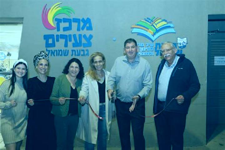 Addison, 21 — Escort in Giv at Shmuel, Israel