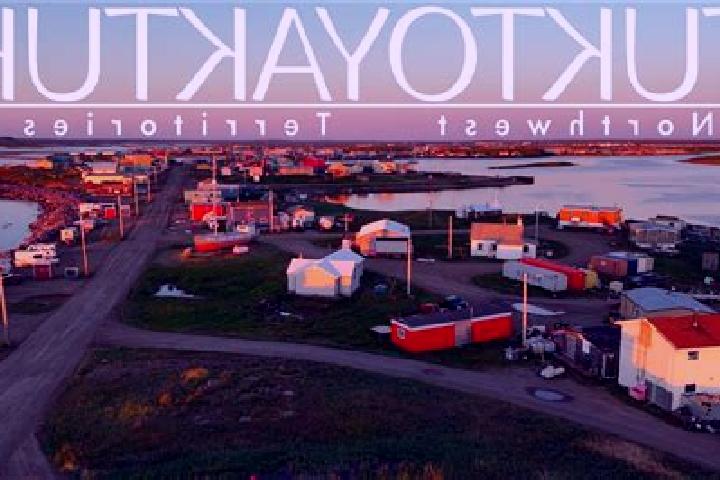 Addison, 21 — Escort in Tuktoyaktuk, Canada