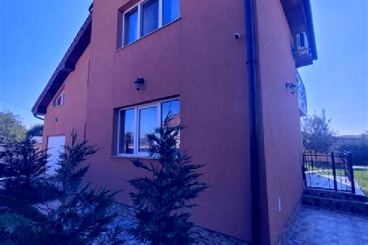 Addison, 21 — Escort in Urvis de Beius, Romania