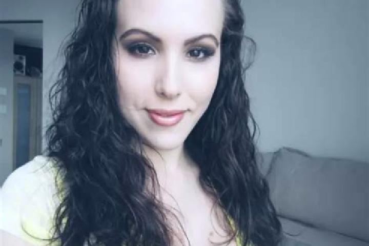 Addison, 22, a auburn dark-eyed european companion based in Jurupa Valley. Offering Party Girl, 69, BDSM, Deep French Kissing. Available for incall and outca...