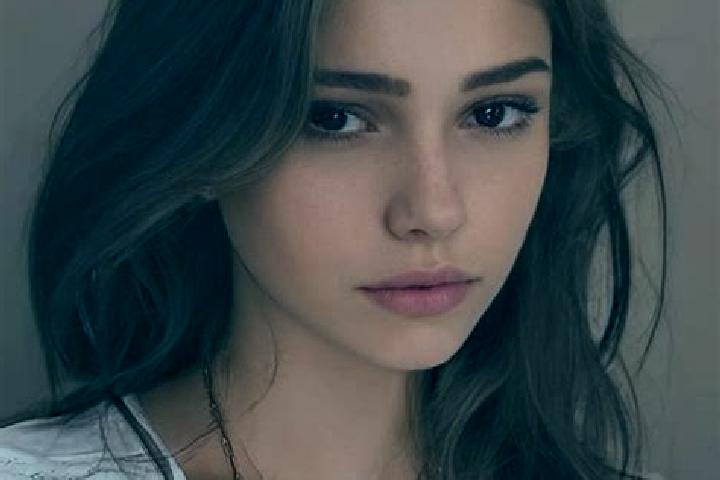 Addison, 22, a brunette grey-eyed slavic companion based in Marmorta. Offering Massage, OWO, Travel Companion. Available for incall and outcall, day and even...