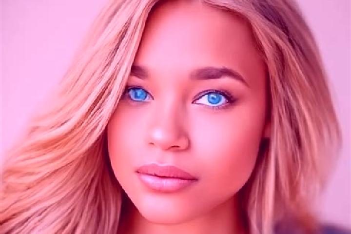 Addison, 22, a chestnut blue-eyed latina companion based in Okabonou. Offering Overnight, Tantra, CIM. Available for incall and outcall, day and evening dates.