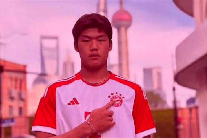 Addison, 22 — Escort in Jiaxuan, China
