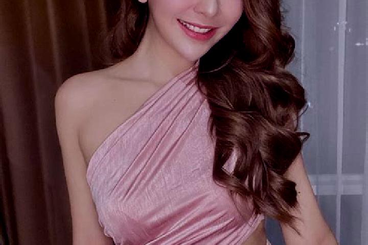 Addison, 22 — Escort in Kuala Bhee, Indonesia