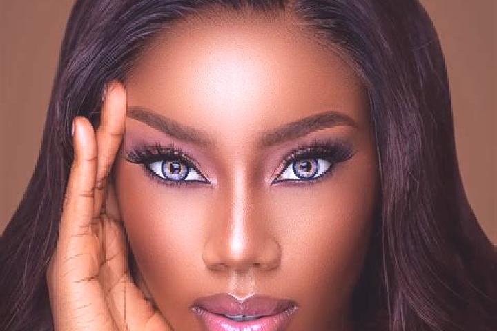 Addison, 23, a chestnut blue-eyed ebony companion based in Puliyur. Offering Striptease, Domination, Party Girl. Available for incall and outcall, day and ev...