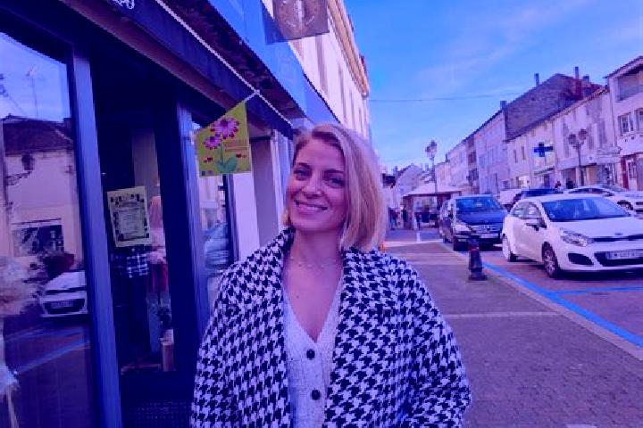 Addison, 23 — Escort in Bouzonville, France