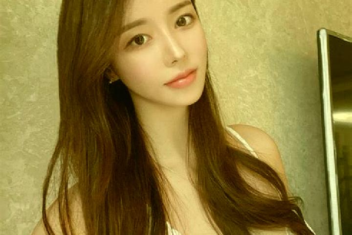 Addison, 23 — Escort in Songhe, China