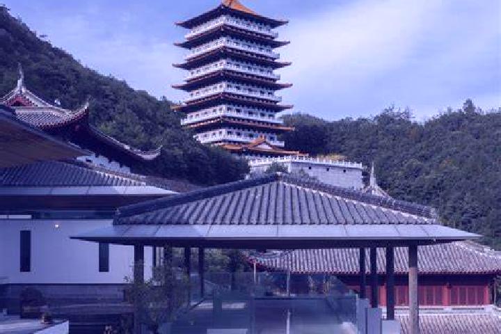Addison, 23 — Escort in Tongbai, China