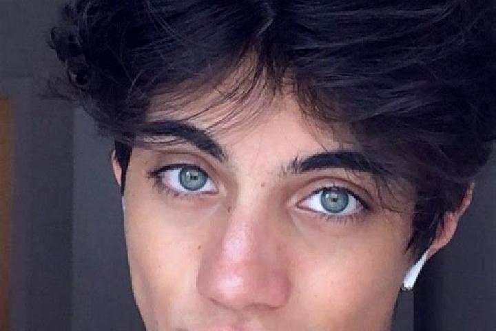 Addison, 24, a chestnut grey-eyed caucasian companion based in Hidalgotitlan. Offering 69, Striptease, GFE. Available for incall and outcall, overnight booki...
