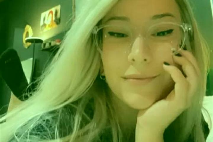 Addison, 24, a red hazel-eyed caucasian companion based in Notre-Dame-de-Bondeville. Offering GFE, Domination, 69. Available for incall and outcall, overnigh...
