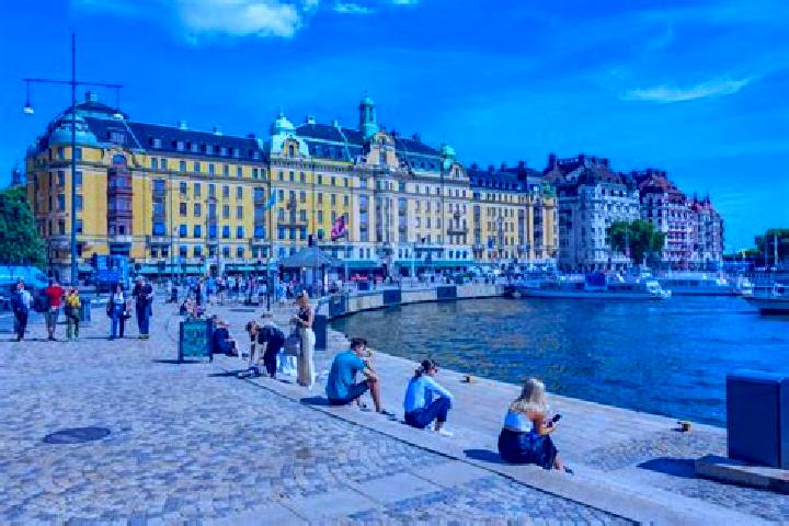 Addison, 24 — Escort in Broesarp, Sweden