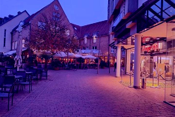 Addison, 24 — Escort in Ferschweiler, Germany
