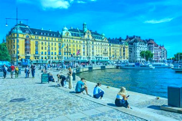 Addison, 24 — Escort in Kvisljungeby, Sweden