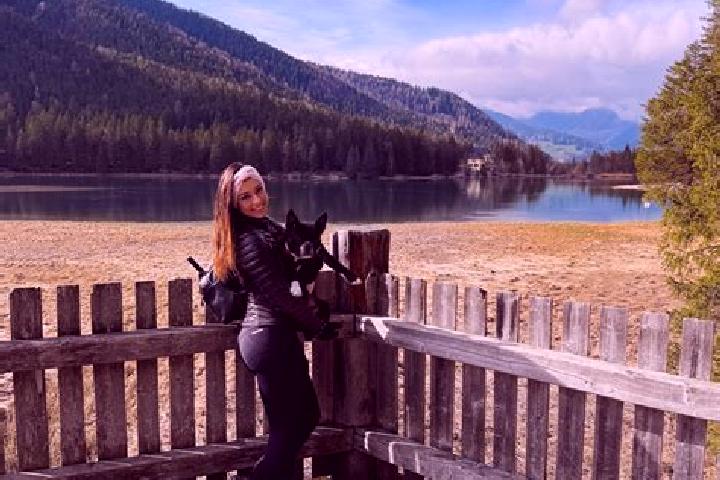 Addison, 24 — Escort in Nyrany, Czech Republic