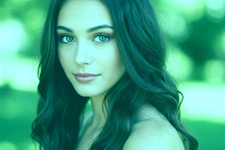 Addison, 25, a brunette hazel-eyed caucasian companion based in Meranges. Offering OWO, Dinner Date, Girlfriend Experience, Roleplay. Available for incall an...