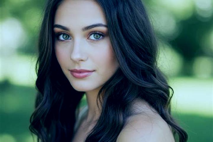 Addison, 25, a brunette hazel-eyed european companion based in Staraya Kupavna. Offering Dinner Date, Massage, GFE, Striptease, Travel Companion. Available f...