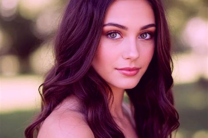 Addison, 25, a brunette hazel-eyed latina companion based in Entrambasaguas. Offering Girlfriend Experience, Massage, BDSM. Available for incall and outcall,...