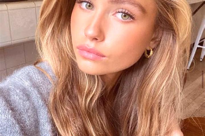 Addison, 25, a dark blonde hazel-eyed mixed companion based in Angagui. Offering 69, A-Level, OWO. Available for incall and outcall, overnight bookings avail...