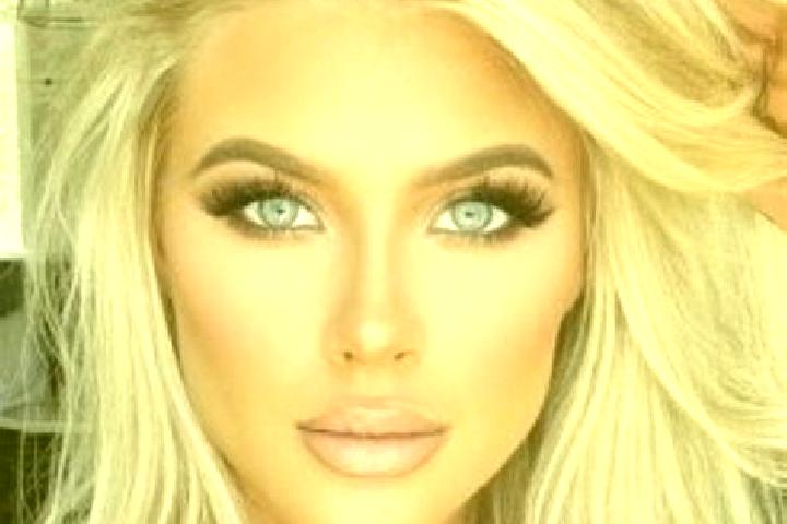Addison, 25, a platinum blonde brown-eyed caucasian companion based in Muddanuru. Offering Striptease, Erotic Massage, Deep French Kissing. Available for inc...