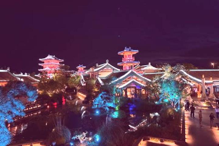 Addison, 25 — Escort in Jinling, China