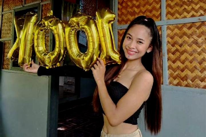 Addison, 25 — Escort in Leuteboro, Philippines