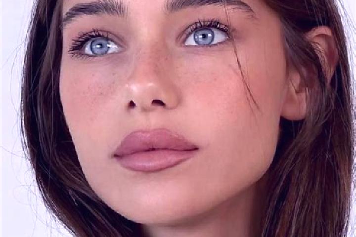 Addison, 26, a brunette brown-eyed european companion based in Gruissan. Offering Tantra, Massage, Striptease, Couples. Available for incall and outcall, day...