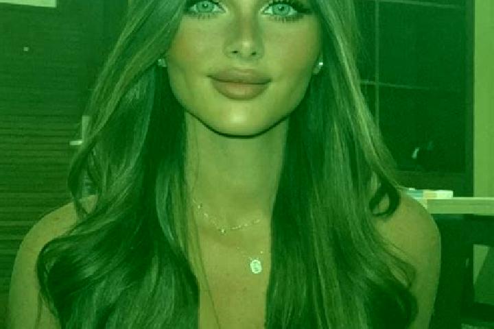 Addison, 26, a brunette dark-eyed mixed companion based in Heimsheim. Offering A-Level, Massage, GFE. Available for incall and outcall, overnight bookings av...