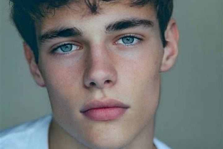 Addison, 27, a black brown-eyed caucasian companion based in Pischelsdorf in der Steiermark. Offering Roleplay, Erotic Massage. Available for incall and outc...