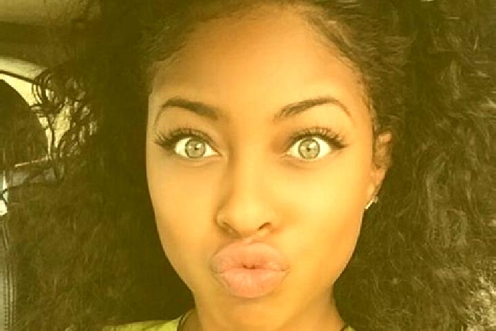 Addison, 27, a black green-eyed ebony companion based in Arghira. Offering OWO, A-Level, BDSM. Available for incall and outcall, day and evening dates.