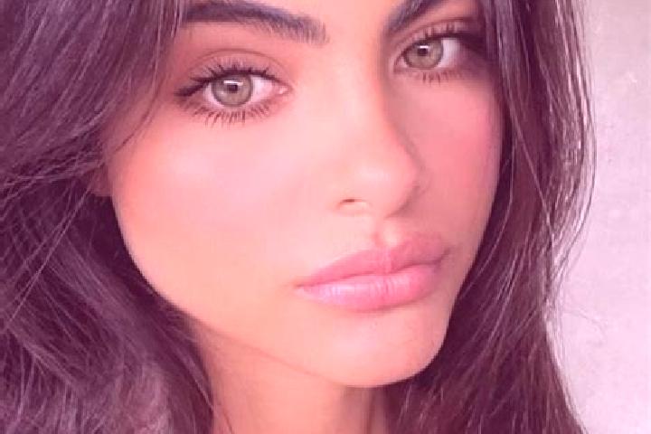 Addison, 27, a black hazel-eyed mediterranean companion based in Lago. Offering Couples, Prostate Massage, CIM. Available for incall and outcall, overnight b...