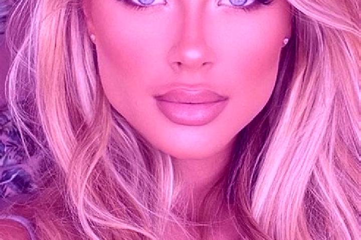 Addison, 27, a blonde hazel-eyed latina companion based in Dresden. Offering Girlfriend Experience, Prostate Massage, Dinner Date. Available for incall and o...