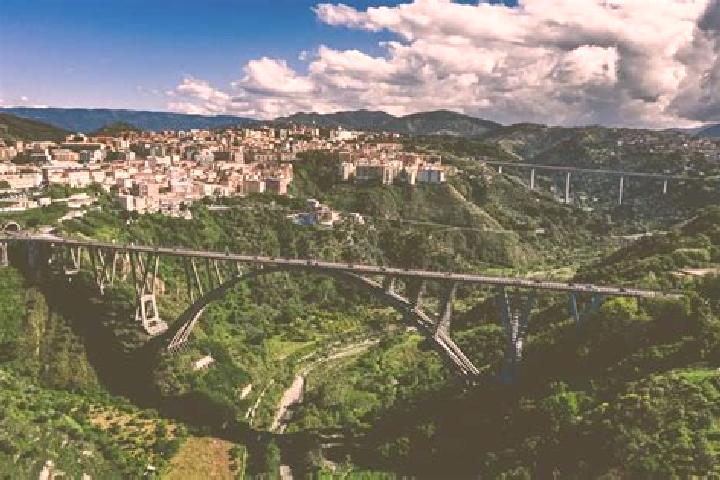 Addison, 27 — Escort in Caraffa di Catanzaro, Italy