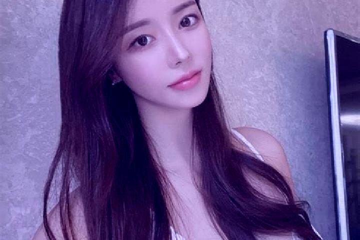 Addison, 27 — Escort in Kan, China