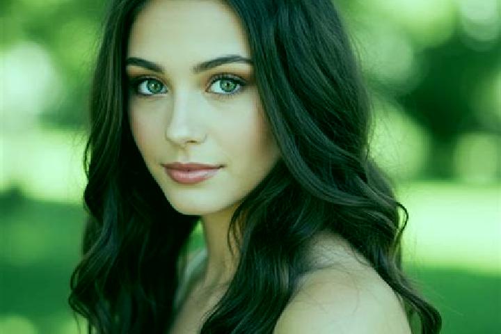 Addison, 28, a brunette hazel-eyed caucasian companion based in Todiresti. Offering Dinner Date, Couples, Deep French Kissing. Available for incall and outca...