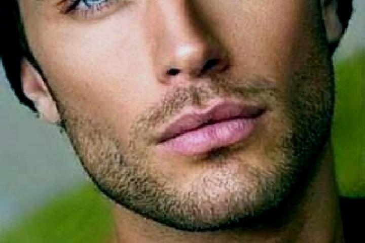 Addison, 28, a red grey-eyed slavic companion based in Puerto Ayacucho. Offering GFE, Dinner Date. Available for incall and outcall, day and evening dates.