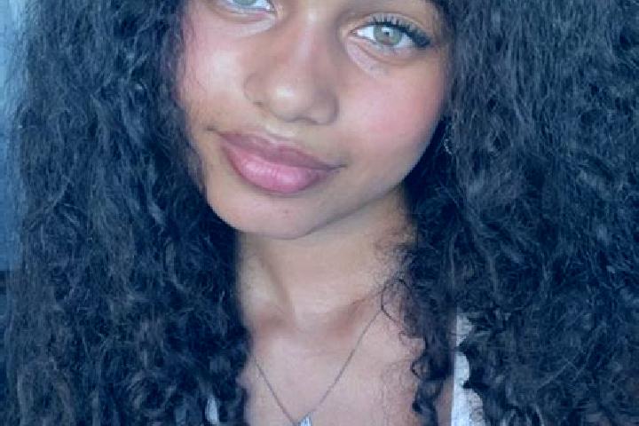 Addison, 28, a red hazel-eyed ebony companion based in Ardentes. Offering Fetish, Massage, Party Girl. Available for incall and outcall, overnight bookings a...