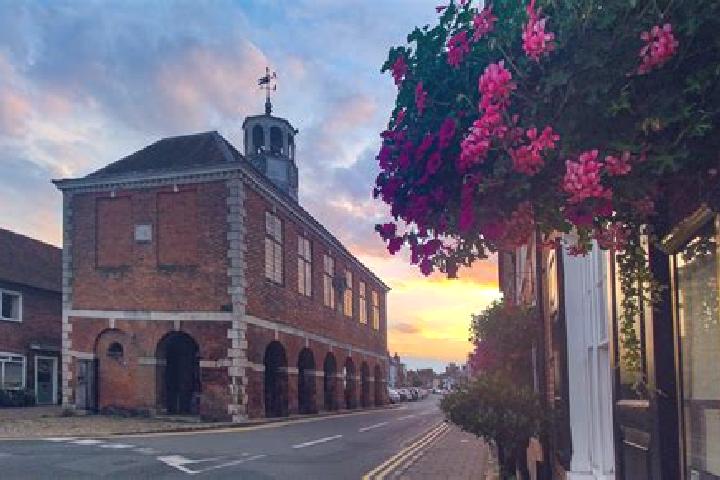 Addison, 28 — Escort in Amersham on the Hill, United Kingdom