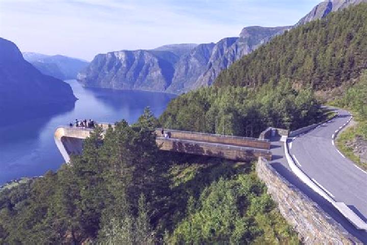 Addison, 28 — Escort in Berger, Norway
