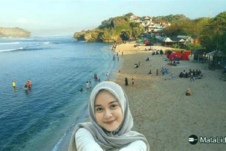 Addison, 28 — Escort in Puteran Kidul, Indonesia